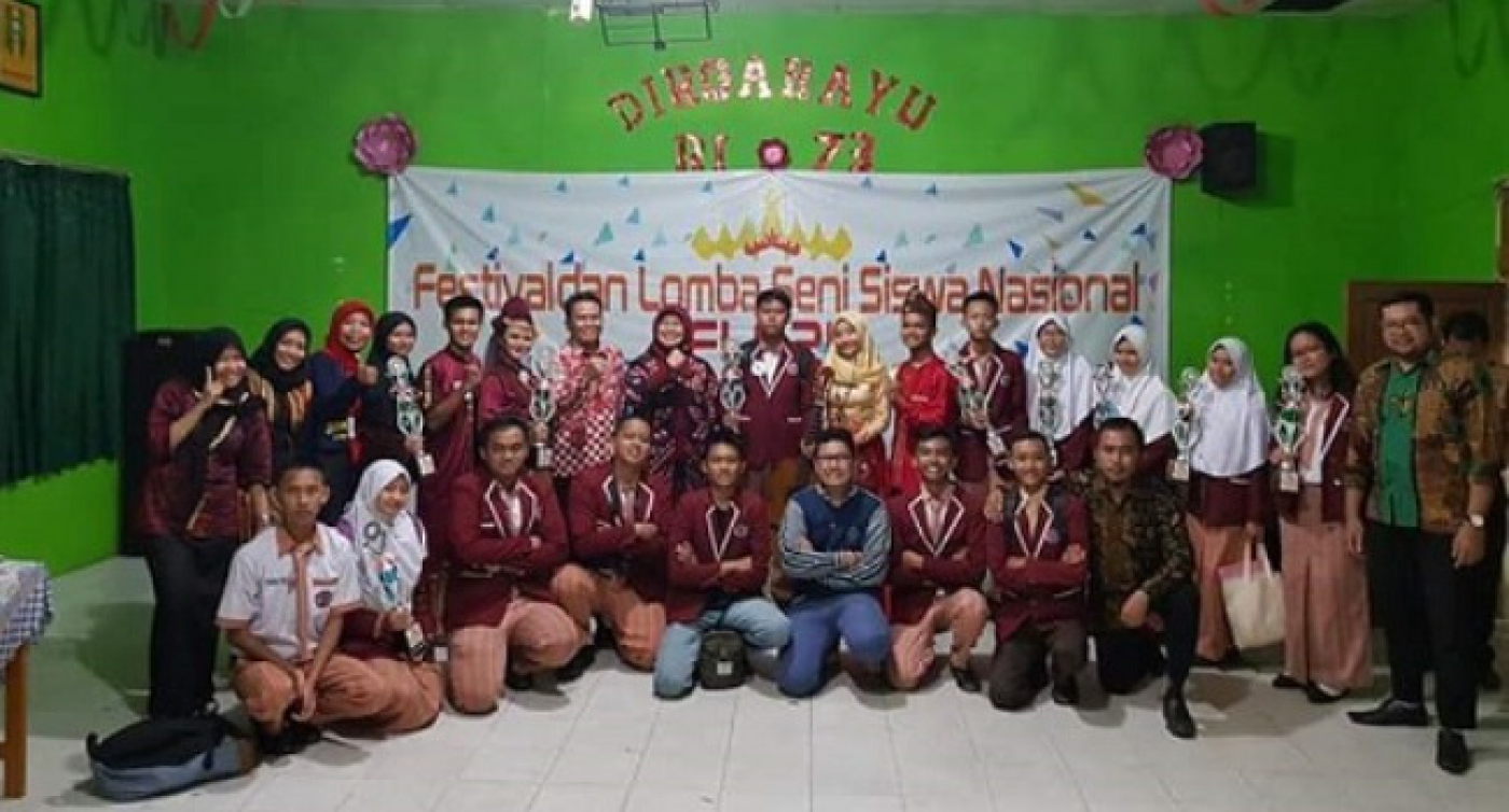 SMAN 1 METRO MENJADI JUARA UMUM DALAM KOMPETISI FLS2N